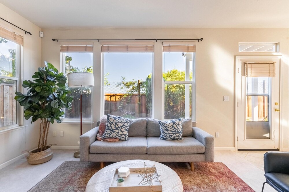 Photo of Livingroom in Newark