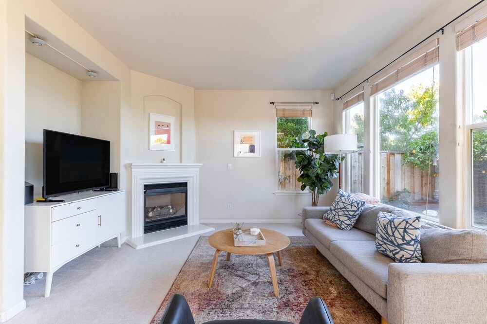 Photo of Livingroom in Newark