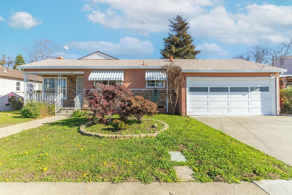 Photo of Outdoor in San Leandro