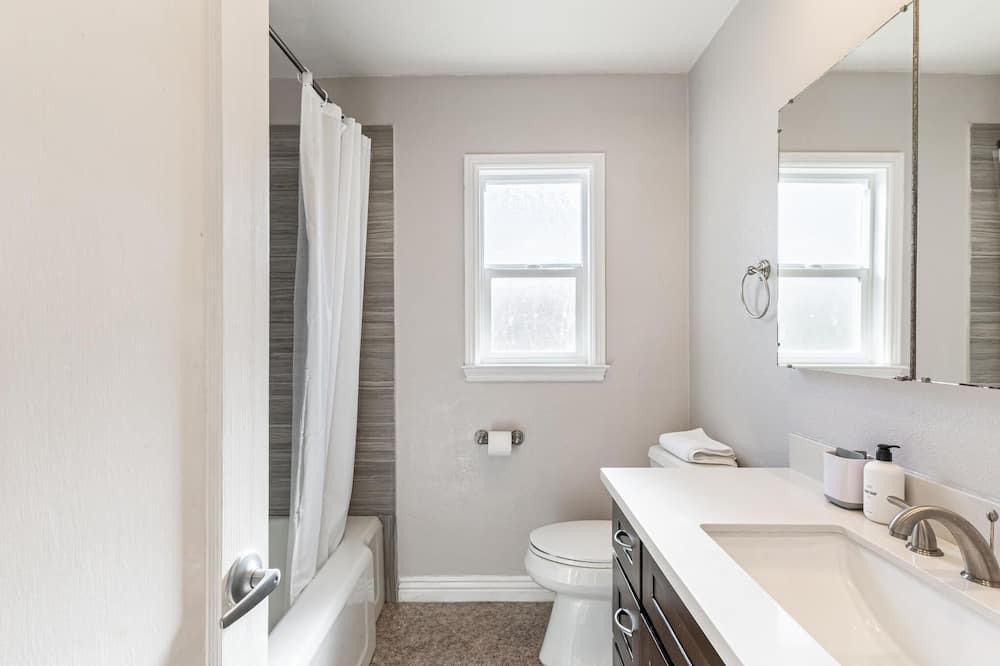 Photo of Bathroom in San Leandro