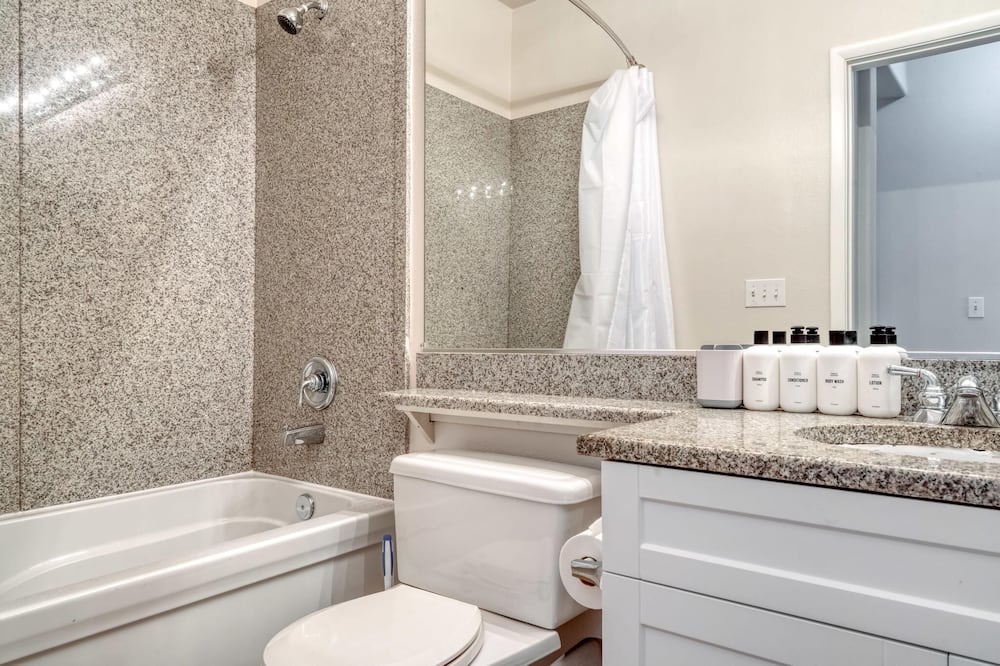 Photo of Bathroom in Foster City