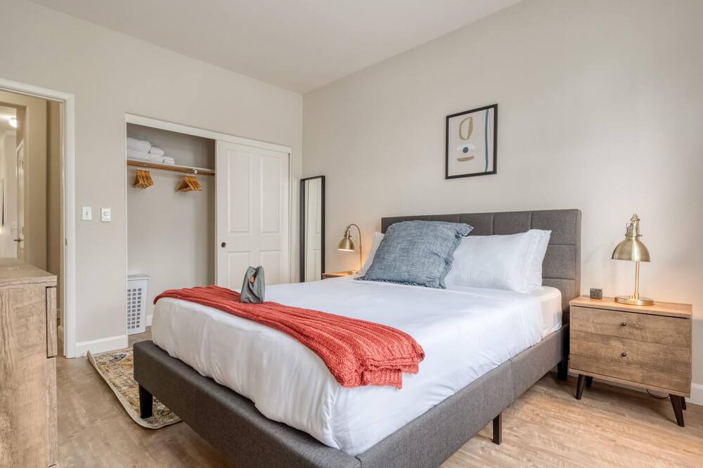 Photo of Bedroom in Foster City