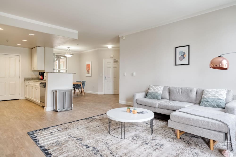 Photo of Livingroom in Foster City