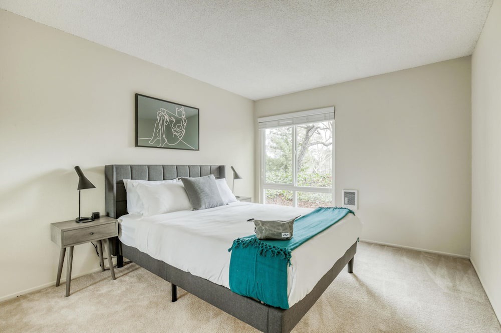 Photo of Bedroom in Palo Alto