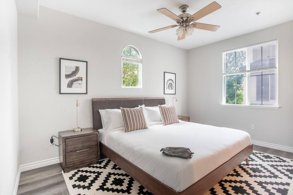 Photo of Bedroom in Milpitas