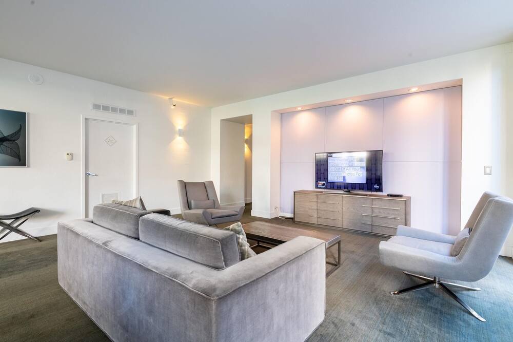 Photo of Livingroom in South Beach