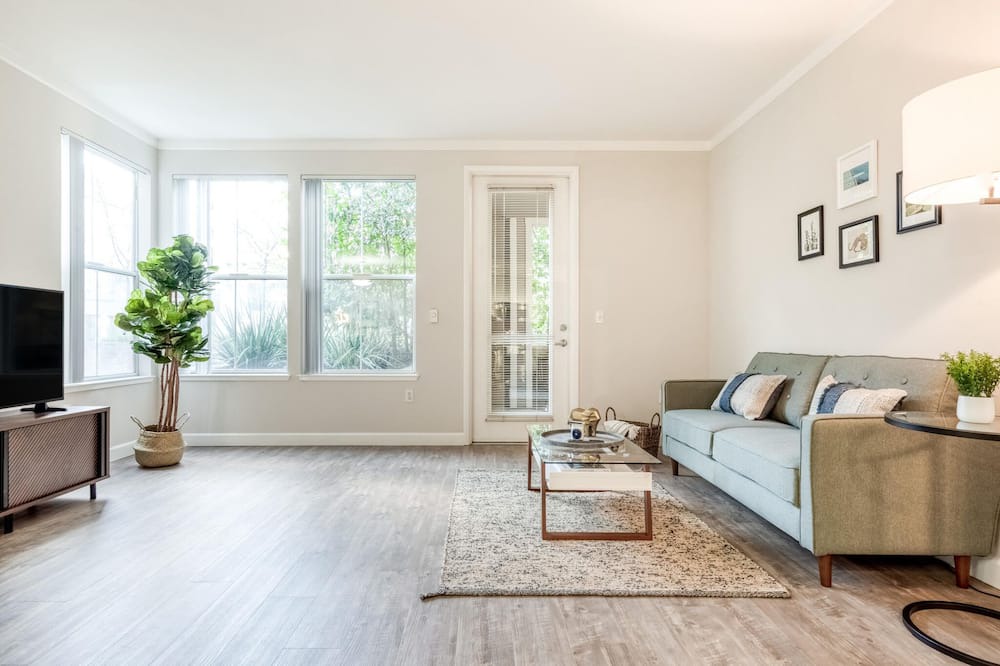 Photo of Livingroom in Foster City