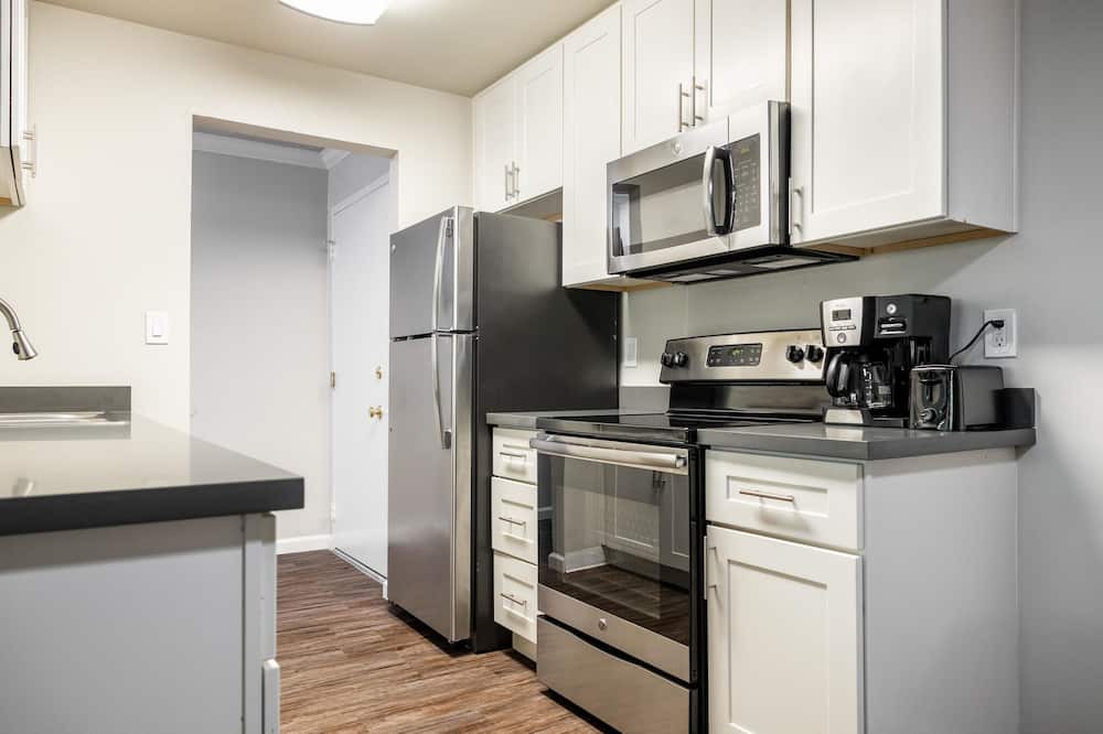 Photo of Kitchen in West Alameda
