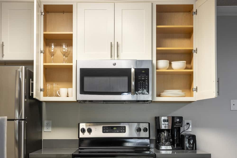 Photo of Kitchen in West Alameda