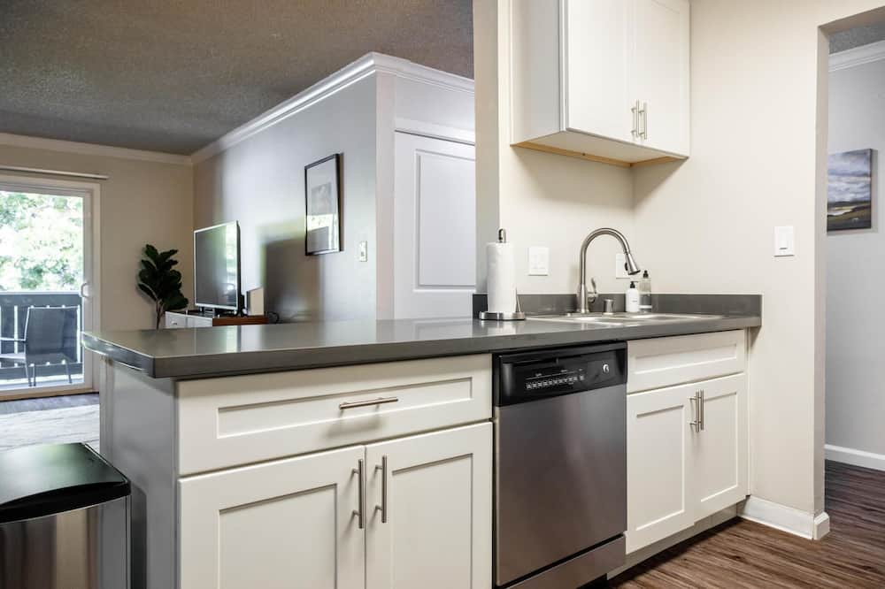 Photo of Kitchen in West Alameda