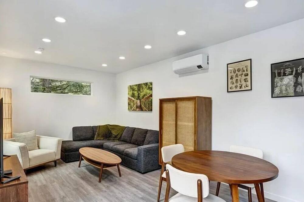 Photo of Livingroom in Novato