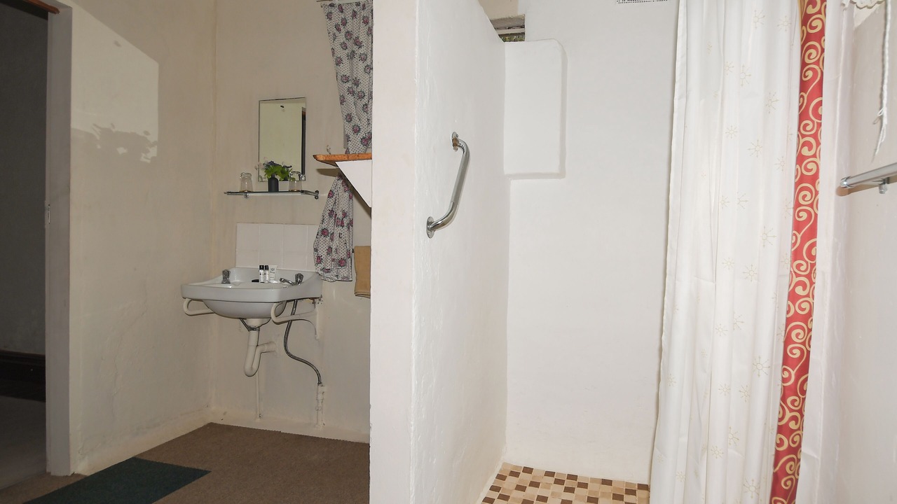 Photo of Bathroom in Murphy's Rust
