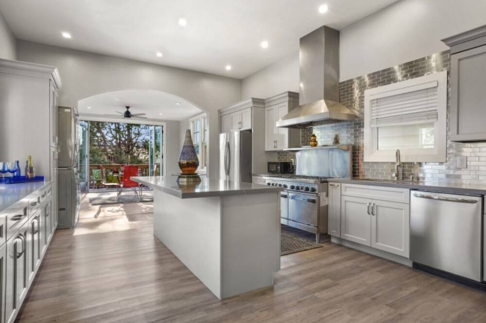 Photo of Kitchen in Bayview