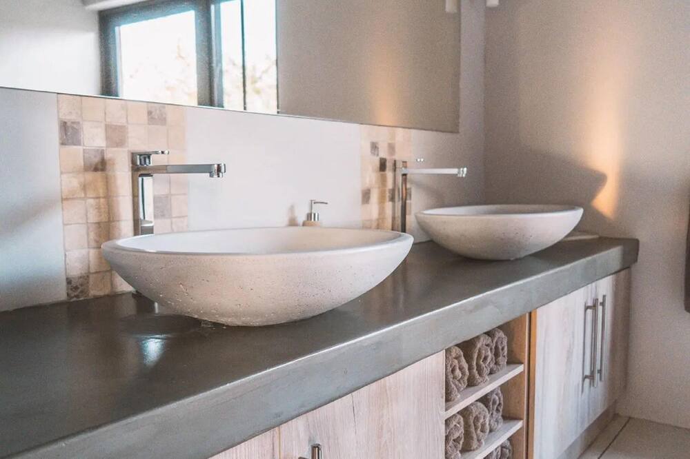 Photo of Bathroom in Hoedspruit