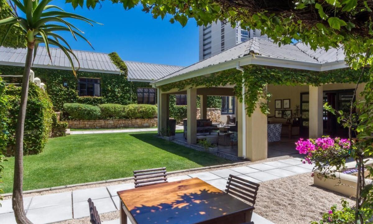 Photo of Outdoor in Humewood
