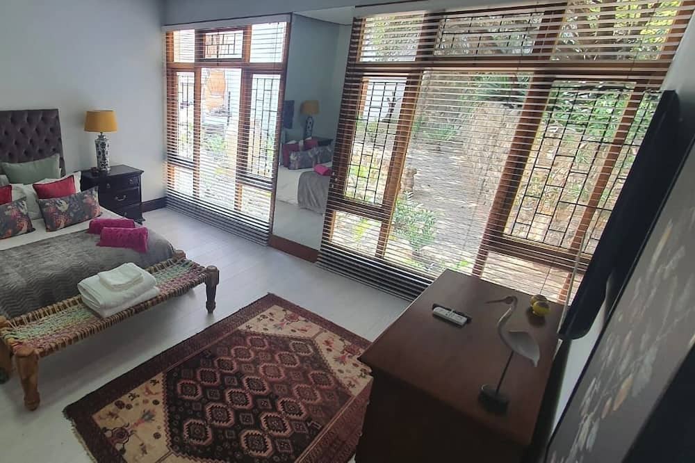 Photo of Bedroom in Waverley