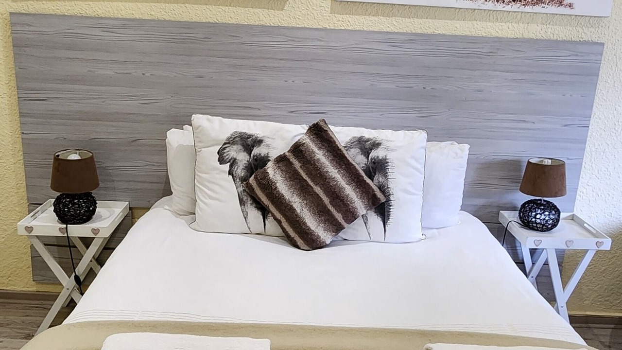 Photo of Bedroom in Pofadder
