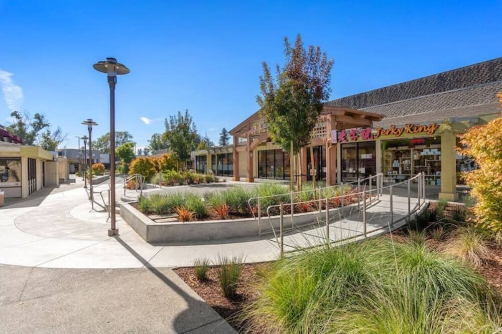 Photo of Outdoor in Cupertino