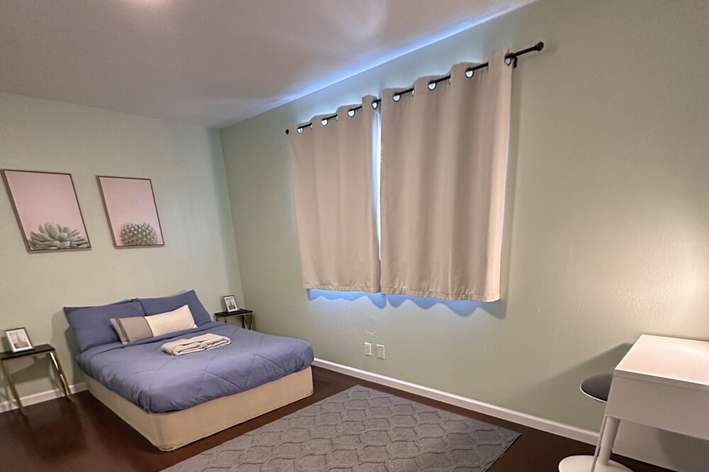 Photo of Bedroom in Cupertino