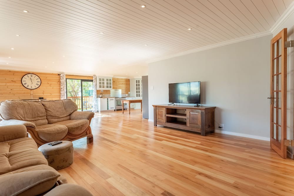 Photo of Livingroom in Drummond