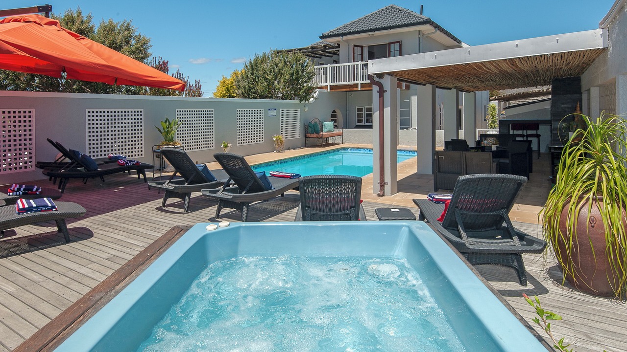 Photo of Outdoor in Westcliff