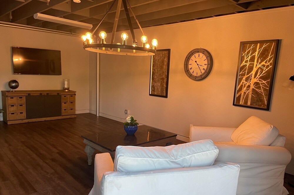 Photo of Livingroom in Napa