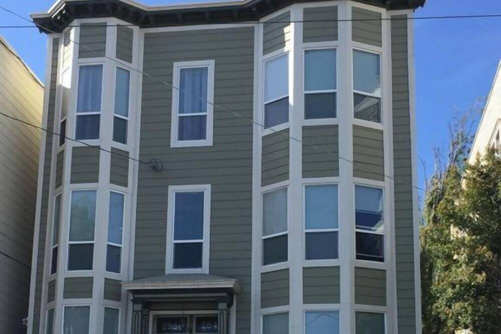 Photo of Others in Lower Pacific Heights