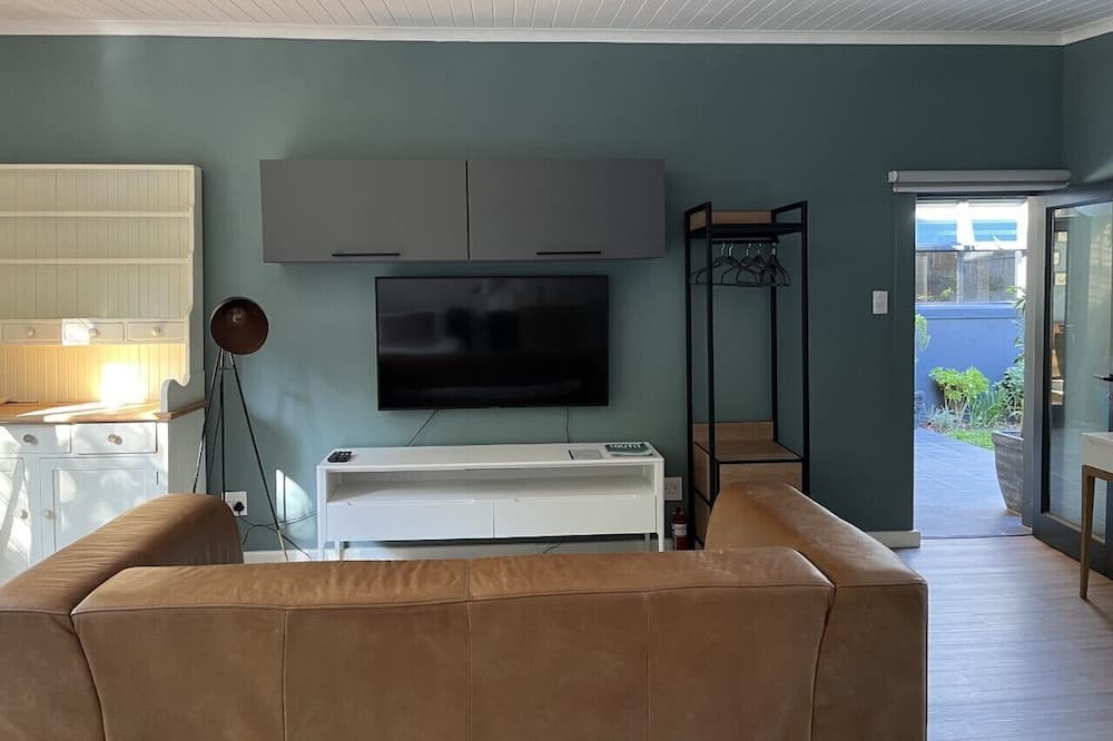 Photo of Livingroom in George