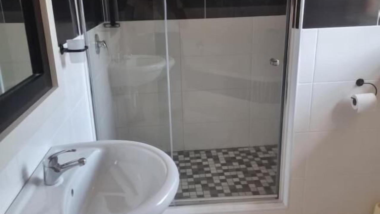 Photo of Bathroom in Margate