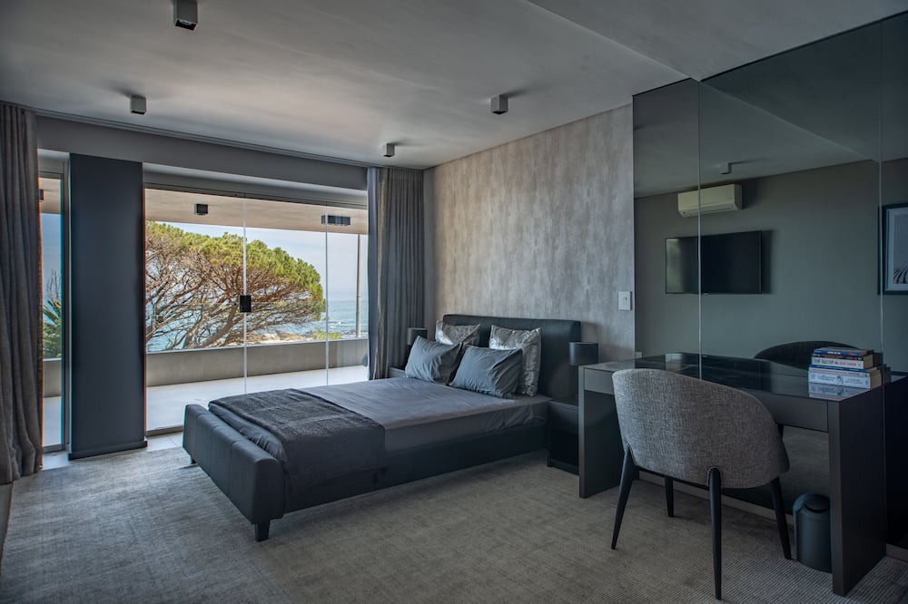 Photo of Bedroom in Camps Bay
