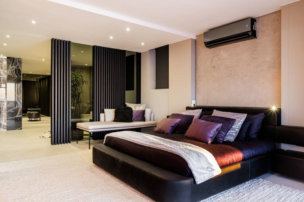 Photo of Bedroom in Camps Bay