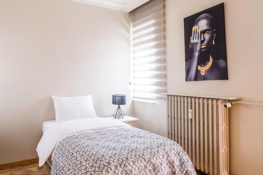 Photo of Bedroom in Besiktas