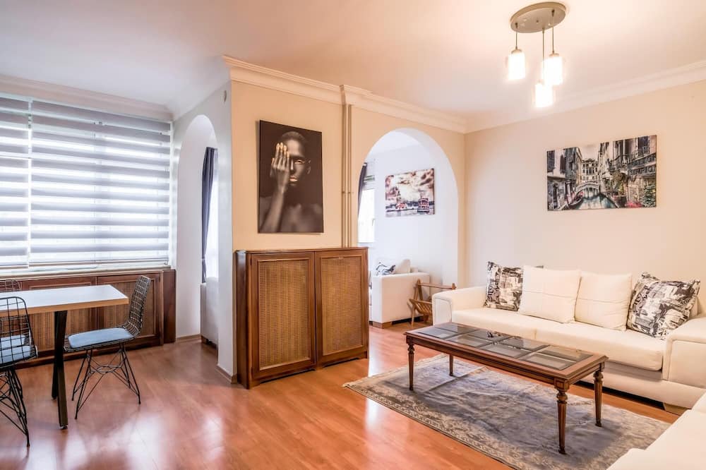 Photo of Livingroom in Besiktas