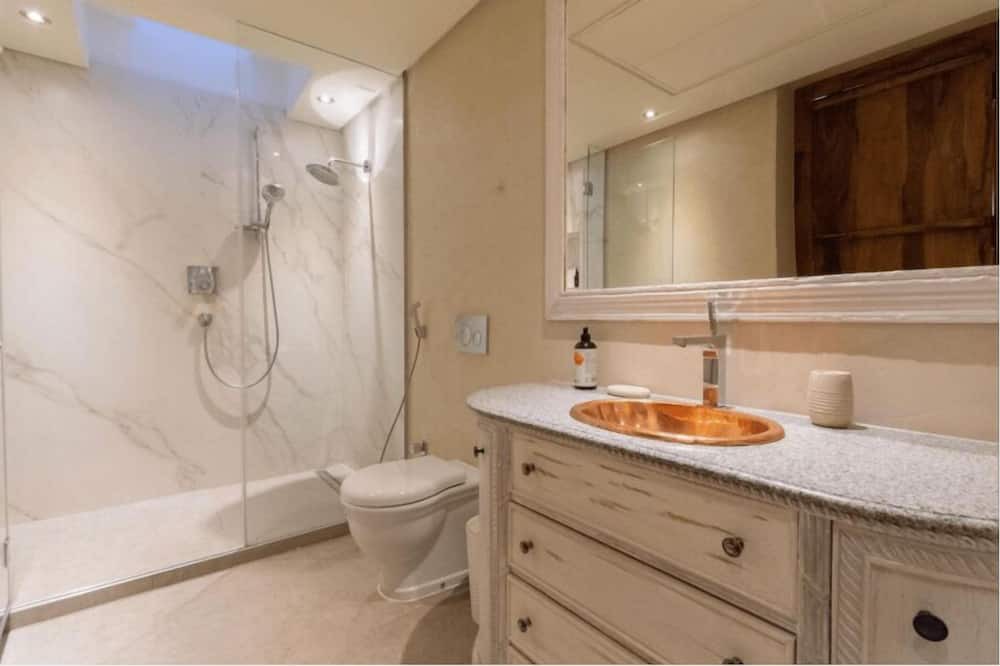 Photo of Bathroom in Victoria and Alfred Waterfront