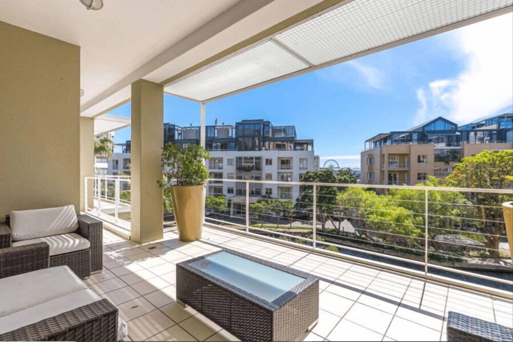 Photo of Outdoor in Victoria and Alfred Waterfront