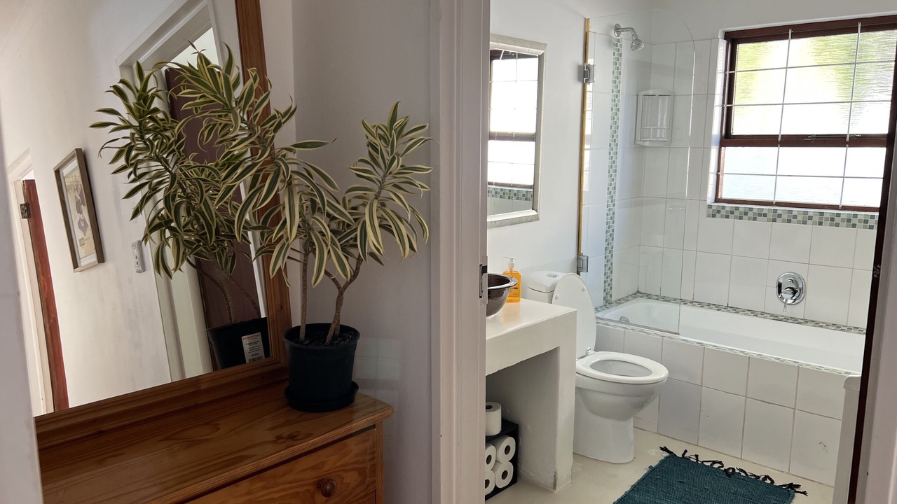 Photo of Bathroom in Hout Bay