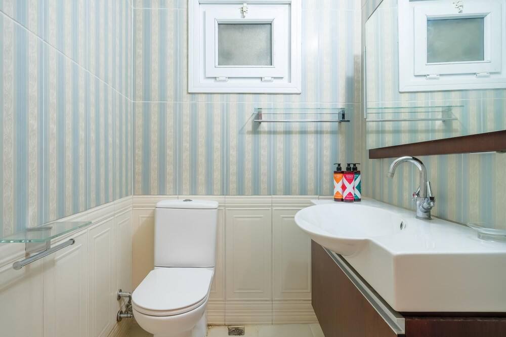 Photo of Bathroom in Yenikoy Mahallesi