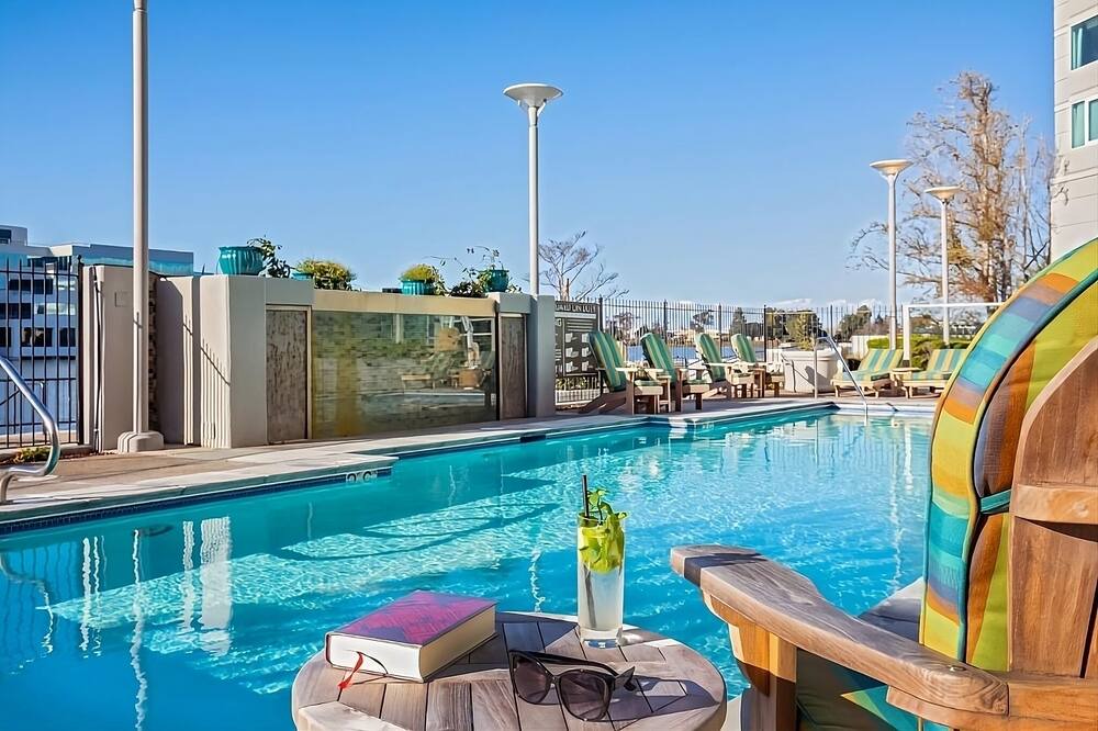 Photo of Outdoor in Redwood Shores