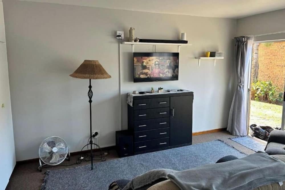 Photo of Bedroom in Gonubie