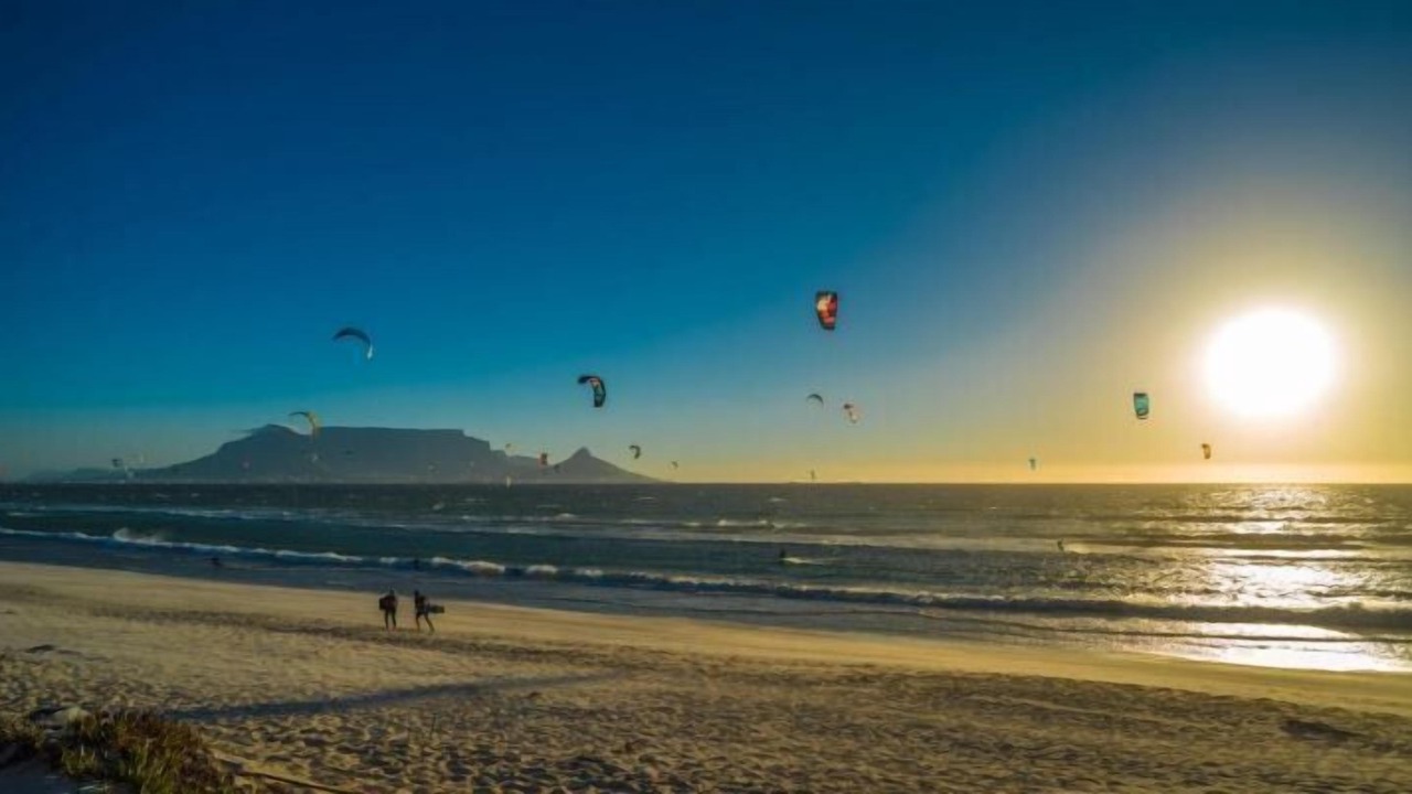 Photo of Others in Bloubergstrand