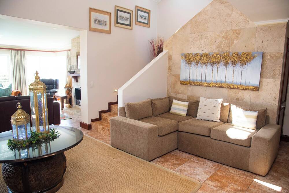 Photo of Livingroom in Knysna