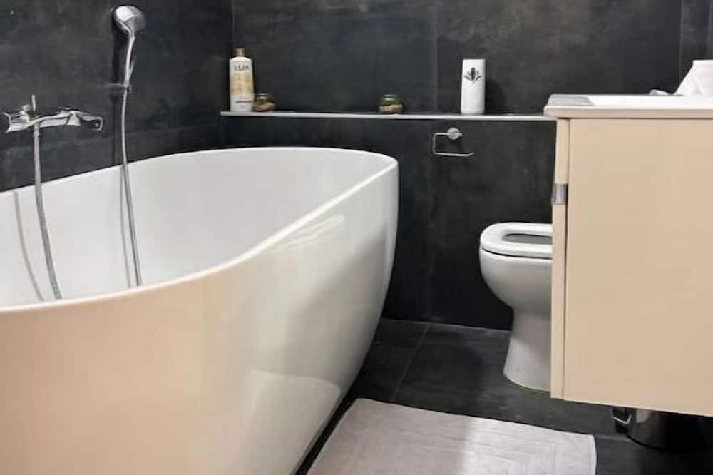 Photo of Bathroom in Berea