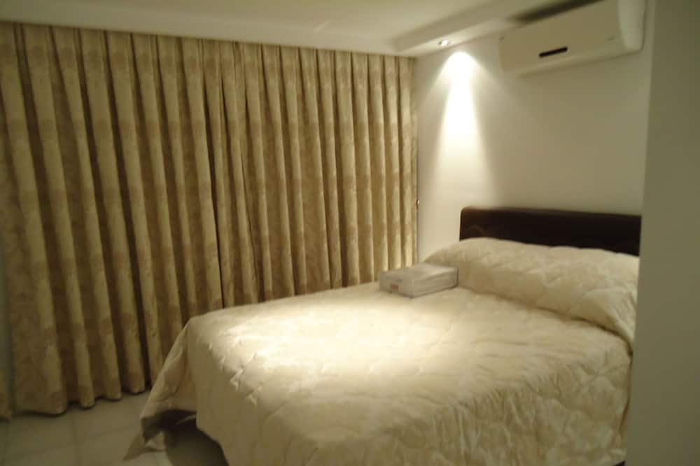 Photo of Bedroom in Side