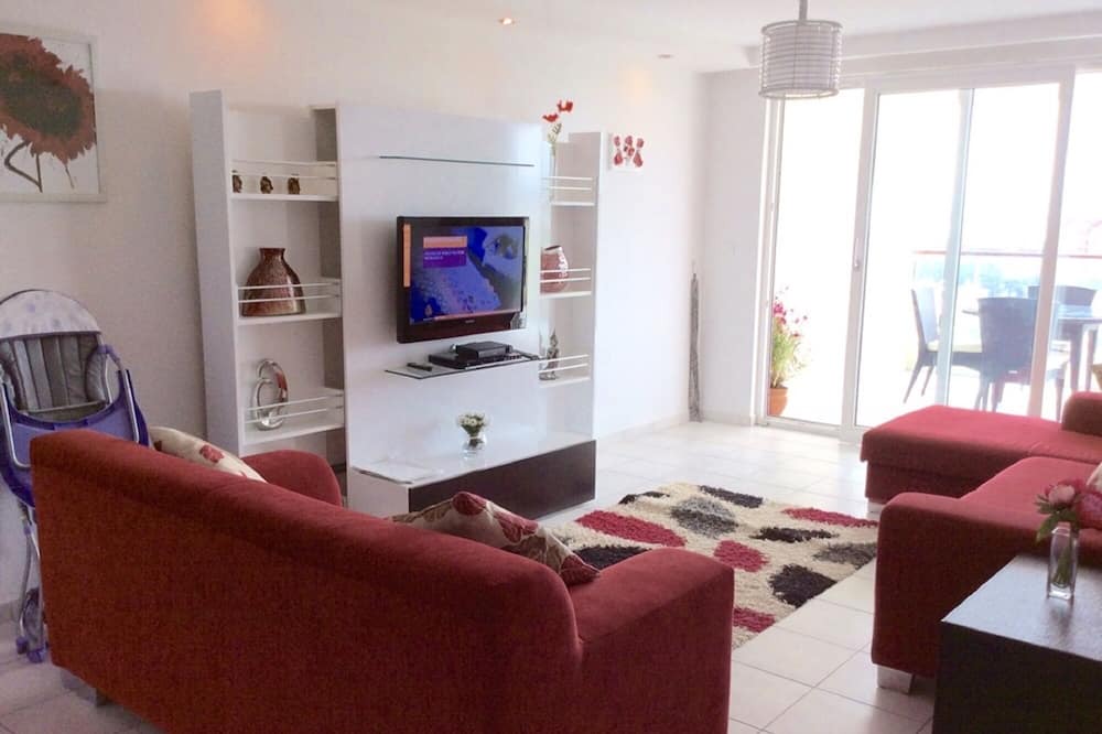 Photo of Livingroom in Side