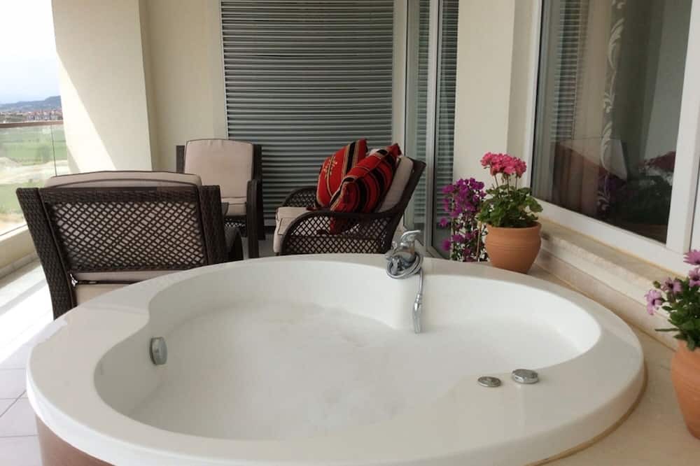 Photo of Bathroom in Side