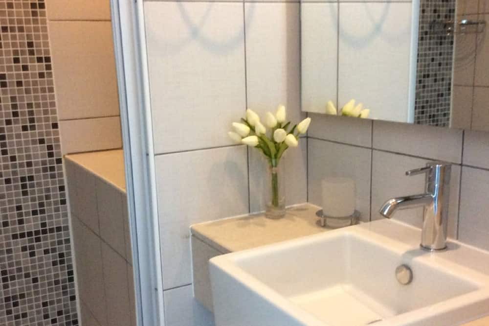 Photo of Bathroom in Side