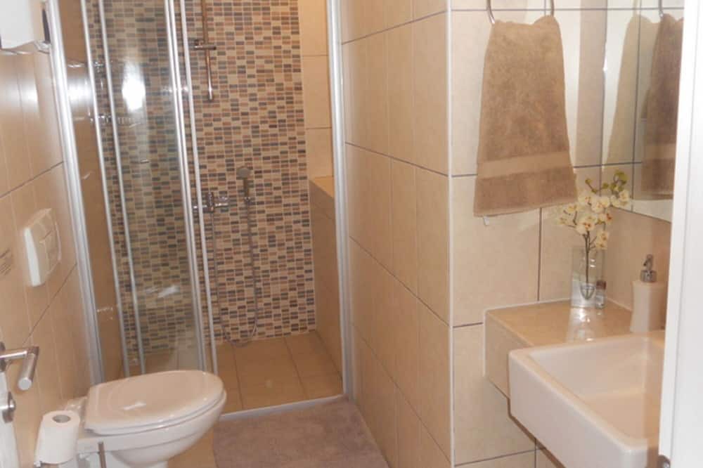 Photo of Bathroom in Side