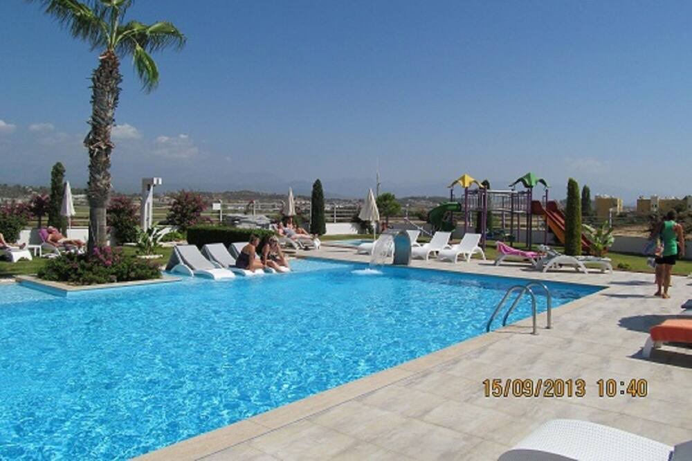 Photo of Outdoor in Side