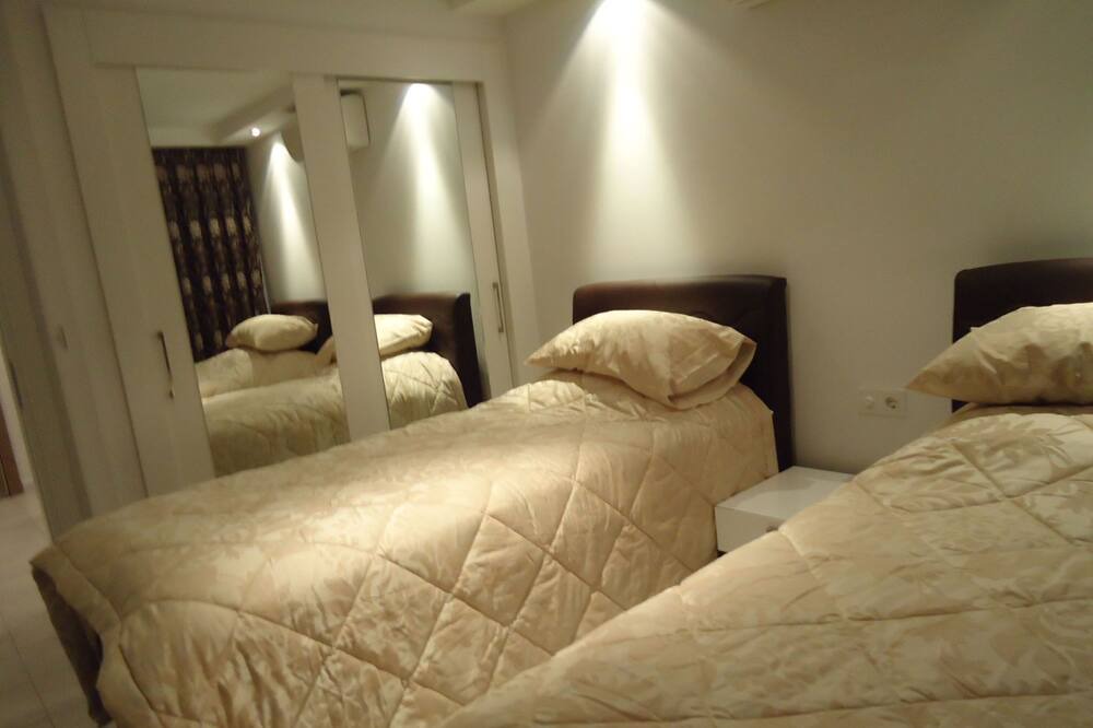 Photo of Bedroom in Side