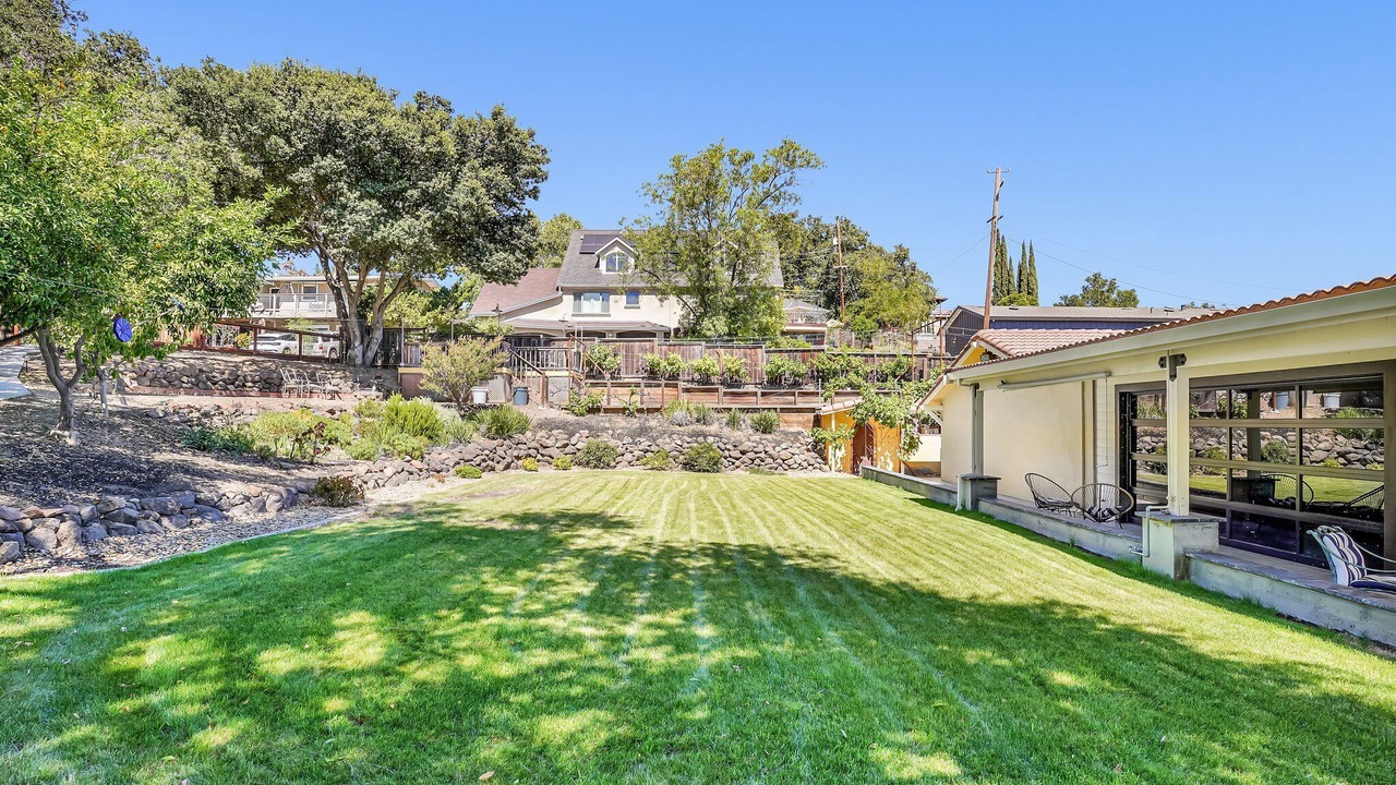 Photo of Outdoor in Pleasant Hill